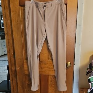 Men's Classic Tan Chinos